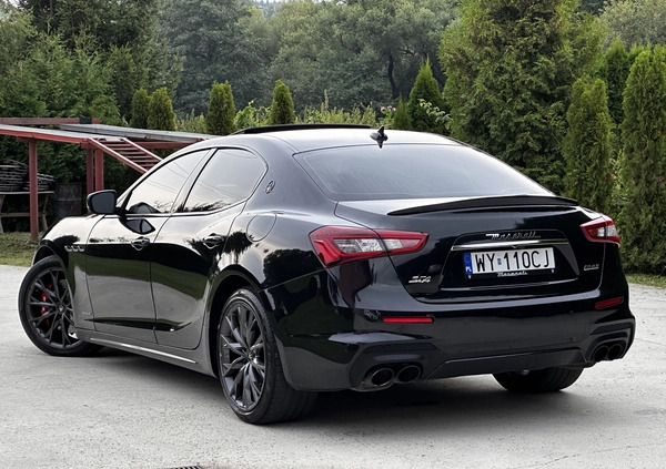 Maserati Ghibli cena 269000 przebieg: 29800, rok produkcji 2020 z Rzeszów małe 232